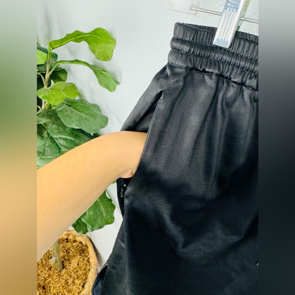 T BY ALEXANDER WANG Asymmetric Black Satin Drawstring Midi Skirt - Picture 5 of 10